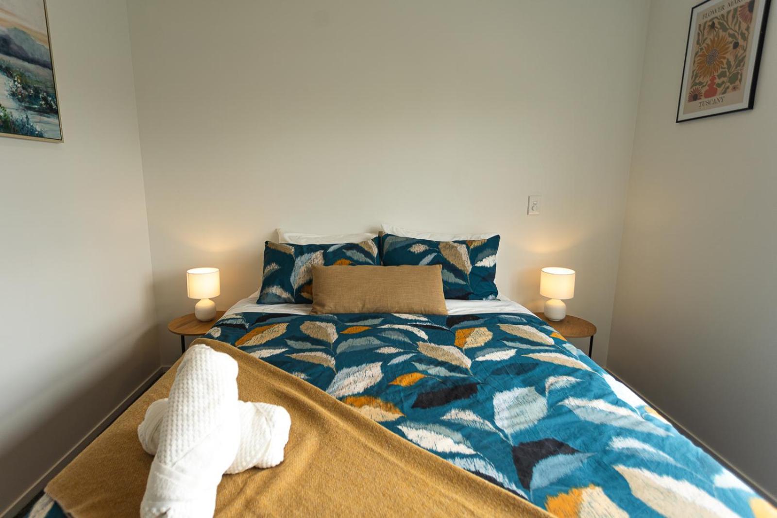 Modern 2 Bedroom Townhouse In Cbd With Parking! Sleeps 5 Κράισττσερτς Εξωτερικό φωτογραφία