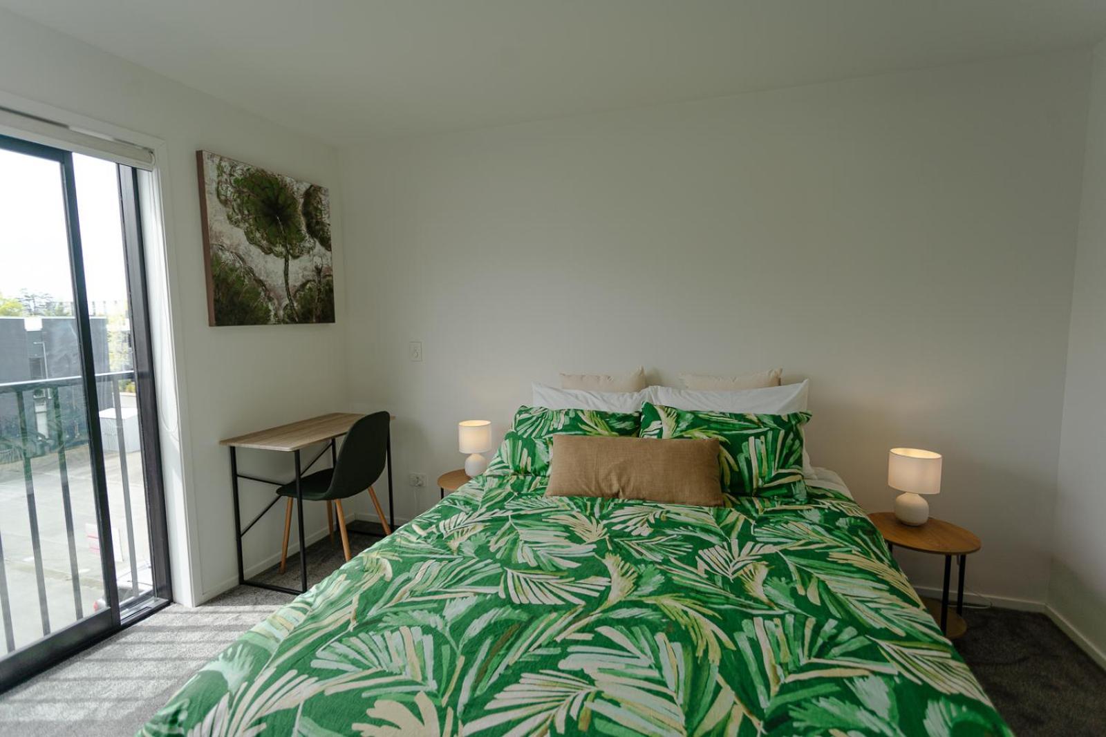 Modern 2 Bedroom Townhouse In Cbd With Parking! Sleeps 5 Κράισττσερτς Εξωτερικό φωτογραφία