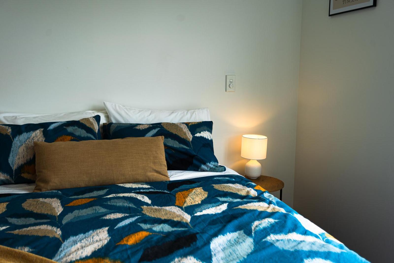 Modern 2 Bedroom Townhouse In Cbd With Parking! Sleeps 5 Κράισττσερτς Εξωτερικό φωτογραφία